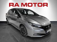 Begagnad Nissan Leaf Tekna 160 kW (218 HK) 2022 Grå Halvkombi