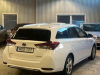 begagnad Toyota Auris Touring Sports Hybrid e-CVT Comfort Euro 6