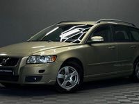 Begagnad Volvo V50 Momentum 126 HK (92 kW) 2008 Grön Kombi