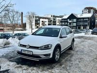 Begagnad VW Golf Alltrack 180 HK (132 kW) 2017 Kombi