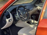 begagnad BMW X1 xDrive18d Euro 5 Helskinn Diesel Rattv Dragk Välserv