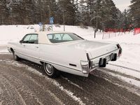 Begagnad Chrysler Newport 258 HK (189 kW) 1973 Vit Sedan