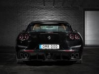 Begagnad Ferrari GTC4Lusso 690 HK (507 kW) 2017 Svart Kombi