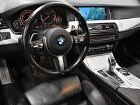 begagnad BMW 530 xDrive Touring M-Sport Pano Drag Värmare 2015, Kombi