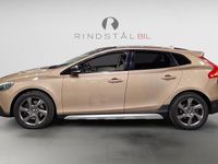 Begagnad Volvo V40 CC Summum 150 HK (110 kW) 2014 Brun Kombi