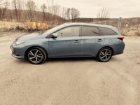 begagnad Toyota Auris Touring Sports Hybrid e-CVT Comfort Euro 6