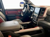 Begagnad RAM 1500 401 HK (294 kW) 2019 Grå Pickup