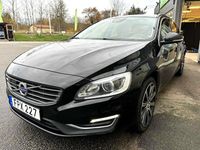 Begagnad Volvo V60 Momentum 190 HK (139 kW) 2018 Svart Kombi