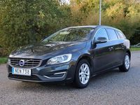 Begagnad Volvo V60 Momentum 190 HK (139 kW) 2016 Grå Kombi