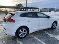 begagnad Volvo V40 D4 Momentum Euro 5