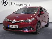 Begagnad Toyota Auris Touring Sports 2017 Röd Kombi