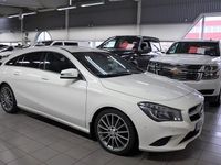 Begagnad Mercedes CLA200 Shooting Brake 136 HK (100 kW) 2015 Vit Kombi