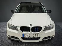 Begagnad BMW 330 Sport Line 245 HK (180 kW) 2010 Vit Kombi