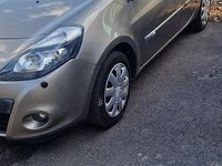 Begagnad Renault Clio R.S. 75 HK (55 kW) 2011 Halvkombi