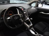 begagnad Toyota Auris 1.6 Valvematic Drag 132hk