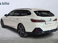 Begagnad BMW 530 M Sport 299 HK (219 kW) 2025 Alpinvit Kombi