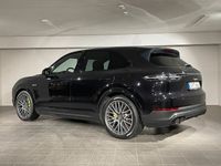 begagnad Porsche Cayenne E-Hybrid Leasebar