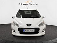 Begagnad Peugeot 308 92 HK (67 kW) 2012 Vit Halvkombi