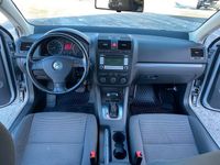 begagnad VW Jetta 1.6 Businessline Automat