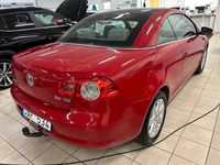 Begagnad VW Eos 140 HK (102 kW) 2010 Röd Cab