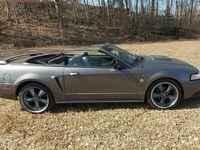 begagnad Ford Mustang GT Convertible Jubeleum