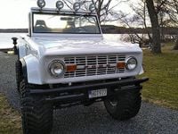 Begagnad Ford Bronco 141 HK (103 kW) 1974 Vit SUV
