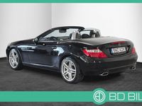 begagnad Mercedes SLK200 SLK200 Benz7G CAB SKINN AIRSCARF NAVI VÄLSERVAD 2011, Cab