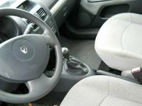 Begagnad Renault Clio R.S. Authentique 75 HK (55 kW) 2005 Blå Halvkombi