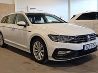 Begagnad VW Passat R-line 150 HK (110 kW) 2019 Vit Kombi