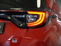 begagnad Toyota Yaris Hybrid CVT GR Sport Backkamera 2023, Halvkombi