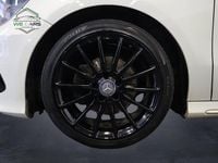 Begagnad Mercedes A200 AMG line 136 HK (100 kW) 2013 Vit Halvkombi