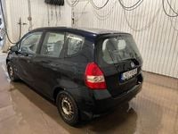 Begagnad Honda Jazz 83 HK (61 kW) 2007 Svart Halvkombi