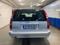 begagnad Volvo V70 2.4