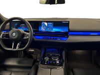 Begagnad BMW i5 Shadowline 289 kW (394 HK) 2024 Grå Sedan