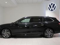 Ny VW Passat R-line 177 HK (130 kW) 2025 Svart (grenadilla black metallic) Kombi