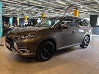 Begagnad Mitsubishi Outlander P-HEV 135 HK (99 kW) 2019 Brun SUV