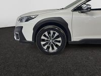 Begagnad Subaru Outback 169 HK (124 kW) 2023 Vit Kombi