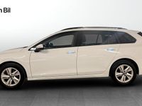 Begagnad VW Golf VIII 131 HK (96 kW) 2022 Pure white Kombi