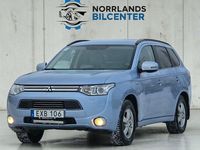 Begagnad Mitsubishi Outlander P-HEV 121 HK (88 kW) 2013 Ljusblå SUV