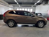 begagnad Volvo XC60 D5 AWD Geartronic Summum Nyservad PDC (205hk)