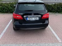 Begagnad Mercedes B200 156 HK (114 kW) 2014 Minibuss