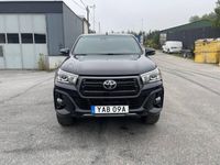 begagnad Toyota HiLux ULTIMATE 2.4 AWD AUT EU6 HUNDKÅPA SKIN LEASBAR