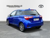 begagnad Toyota Yaris Hybrid 1,5 Med TKG-Garanti