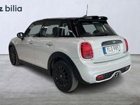 begagnad Mini Cooper S 5-dörrars 5d / ESSENTIAL / Bluetooth / PDC 2019 Silver