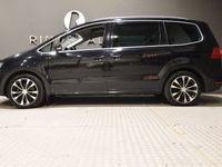 begagnad VW Sharan 2.0 TDI DRAG NAVI 7SITS 0.48L MIL 2015, Minibuss