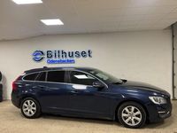 Begagnad Volvo V60 Momentum 163 HK (119 kW) 2014 Blå Kombi