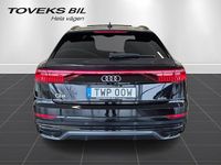 Begagnad Audi Q8 Premium 2021 Svart SUV