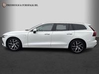Begagnad Volvo V60 Momentum 253 HK (186 kW) 2020 Vit Kombi