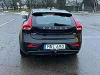 Begagnad Volvo V40 115 HK (84 kW) 2015 Halvkombi