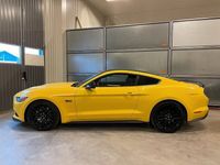 begagnad Ford Mustang GT SelectShift 5.0 441HK GPS Backkam Helskinn